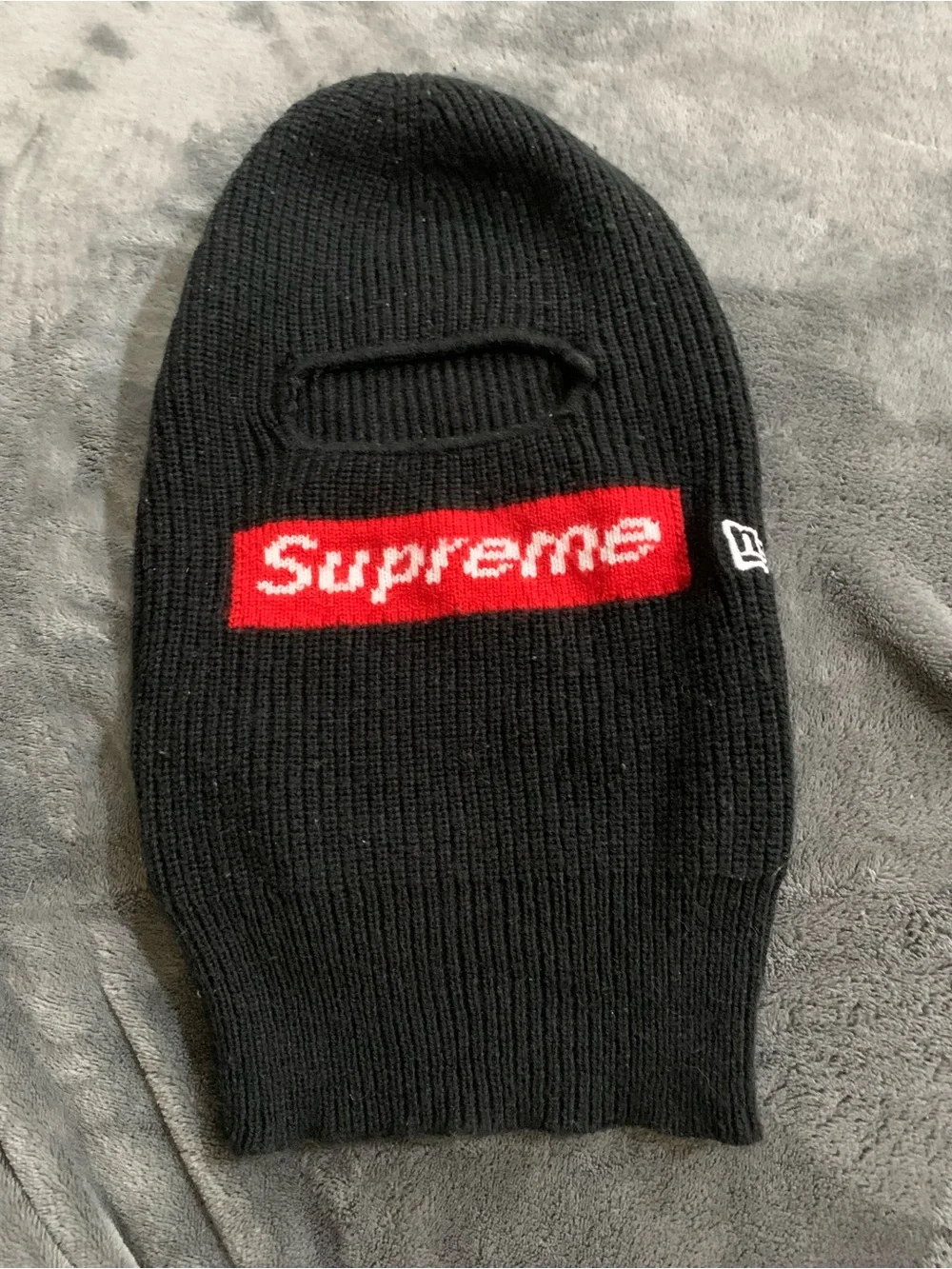 Supreme x new era box logo balaclava
